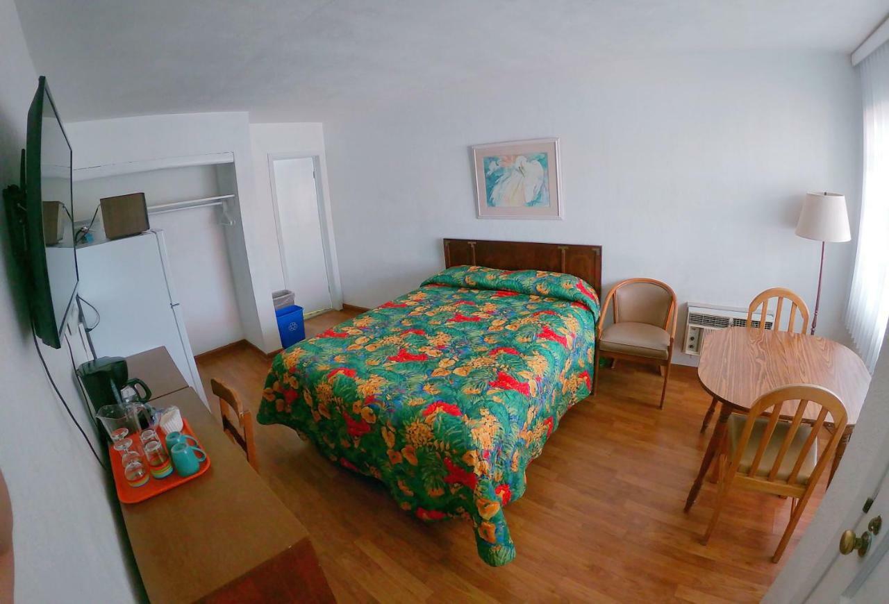 Sea Chest Motel Dot Com Уайлдвуд-Крест Экстерьер фото